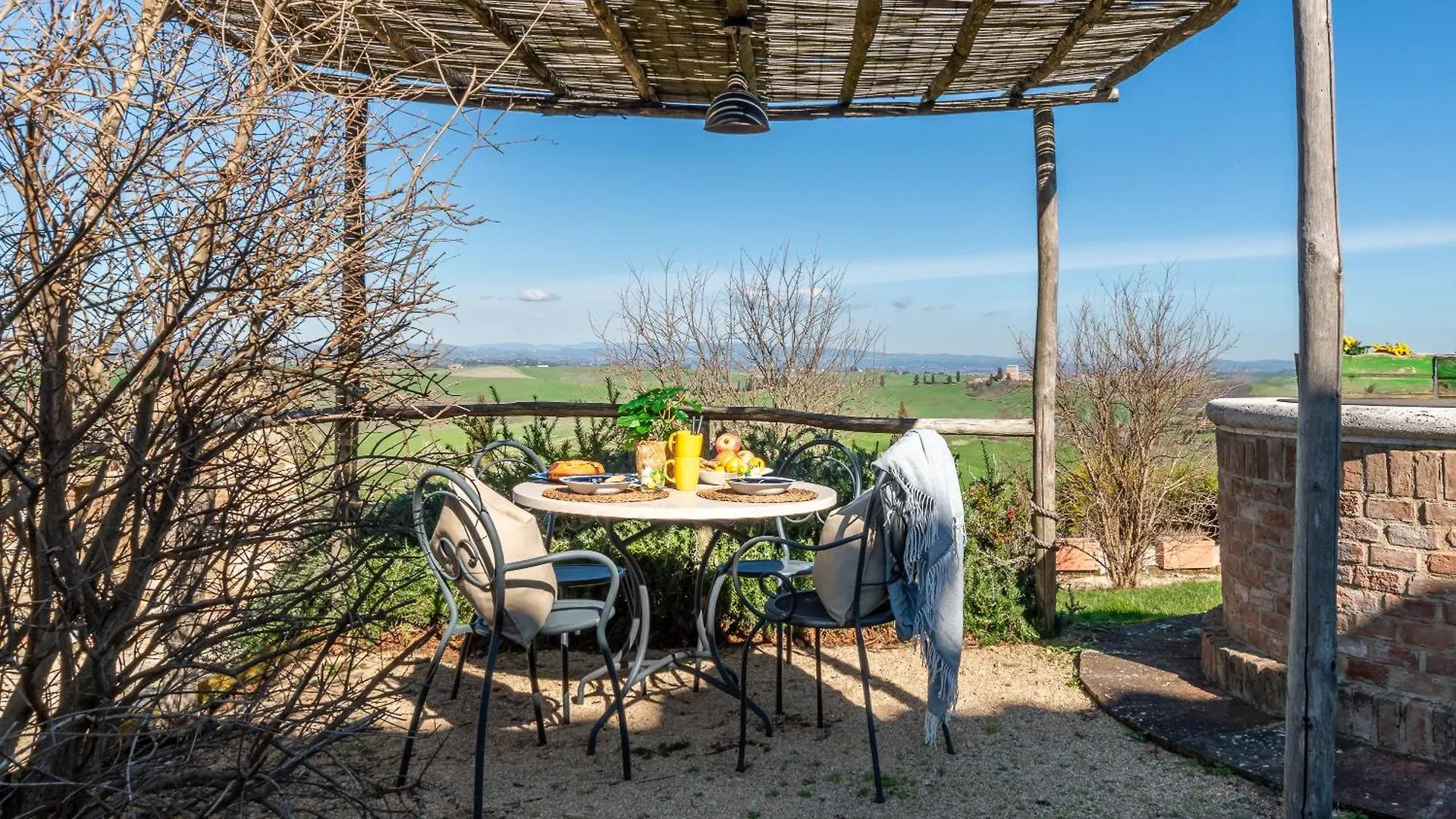 Sunflower Con Vista Su Siena Corsano  Holiday home Corsano (Tuscany)