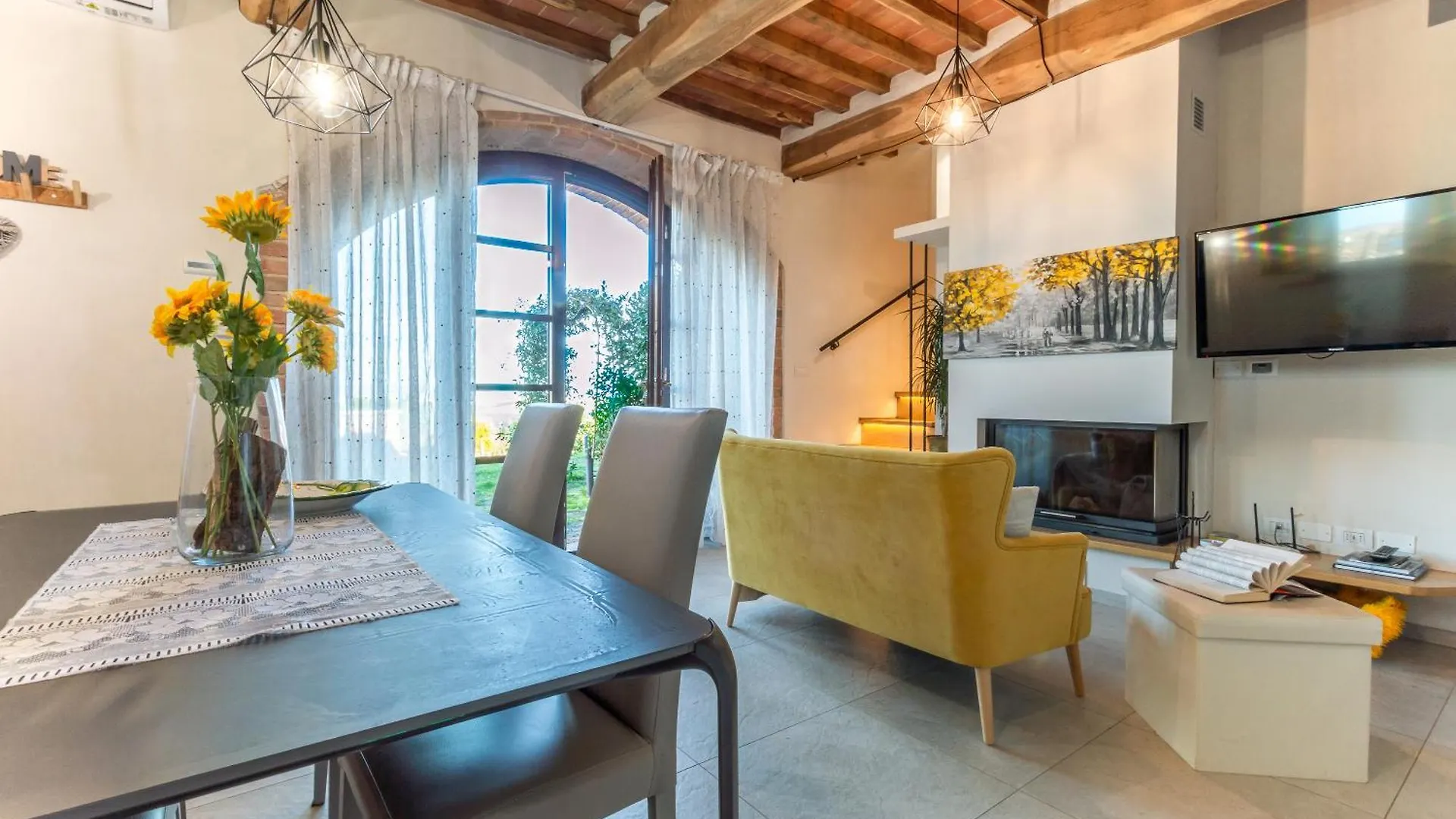 Holiday home Sunflower Con Vista Su Siena Corsano  Italy